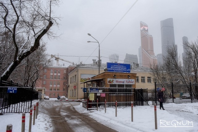 Платный въезд на территорию больницы