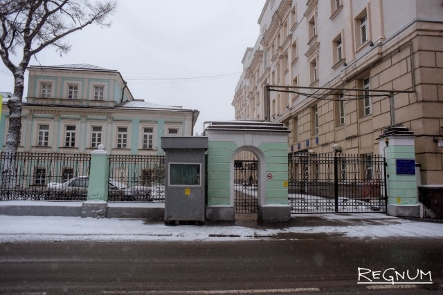 Платный въезд на территорию больницы