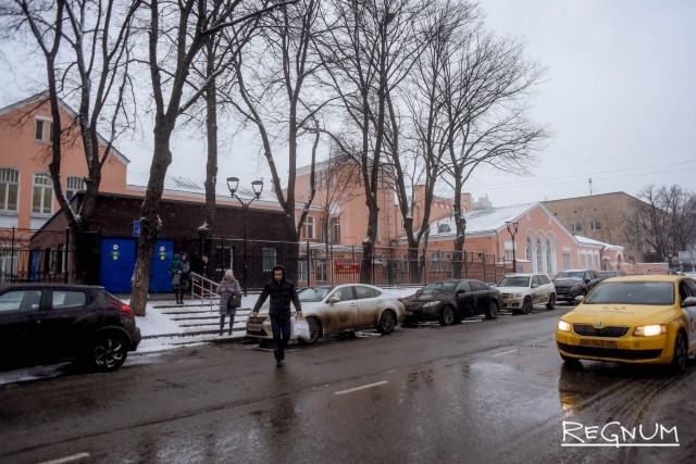 Платный въезд на территорию больницы